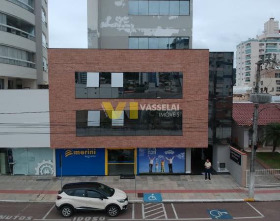 Sala Comercial para locação no Centro Comercial Ilha de Creta