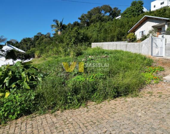 Terreno para venda no Bairro Santana
