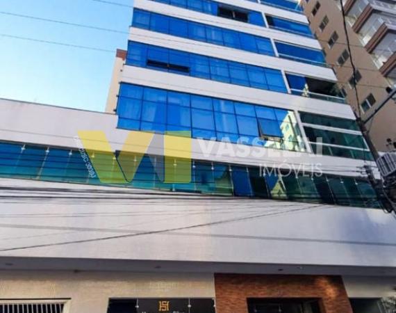 Apartamento semi-mobiliado para venda em Meia Praia/Itapema