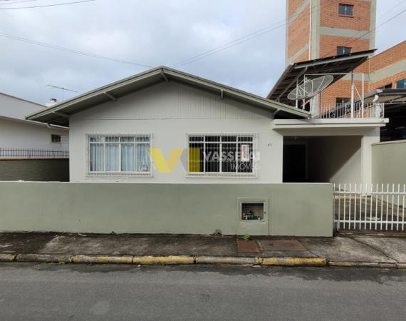 Quitinete 01 para Locação - Jardim América