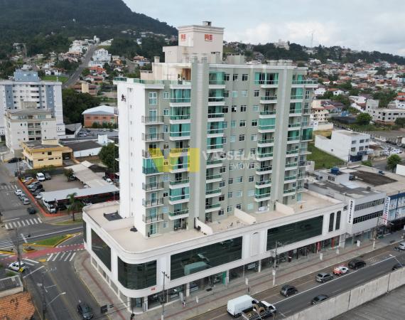 Apartamento para locação no Edifício Lesi Werner Teixeira