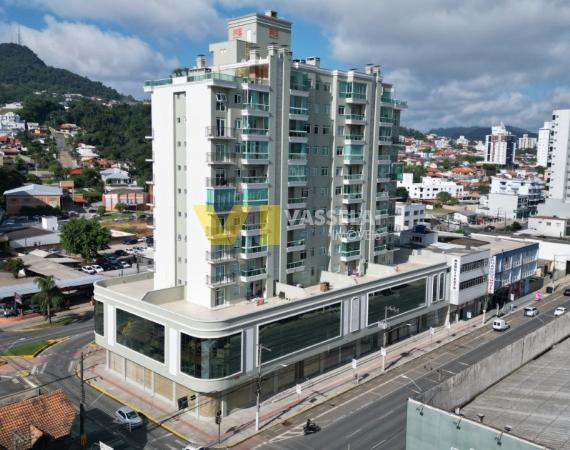 Apartamento no Edifício Lesi Werner Teixeira