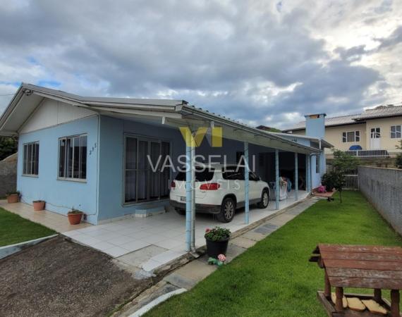 Casa para locação no Bairro Canta Galo