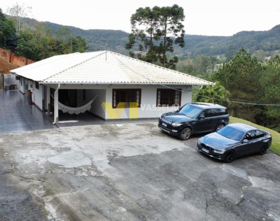 Casa de Alvenaria à Venda - Laranjeiras