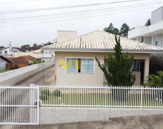 Casa de alvenaria para venda no Bairro Fundo Canoas