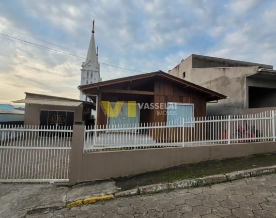 Casa mista para venda para venda no Bairro Laranjeiras