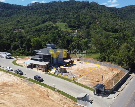 Lote 07 no Condomíno Fechado Hoffmann - Fundo Canoas